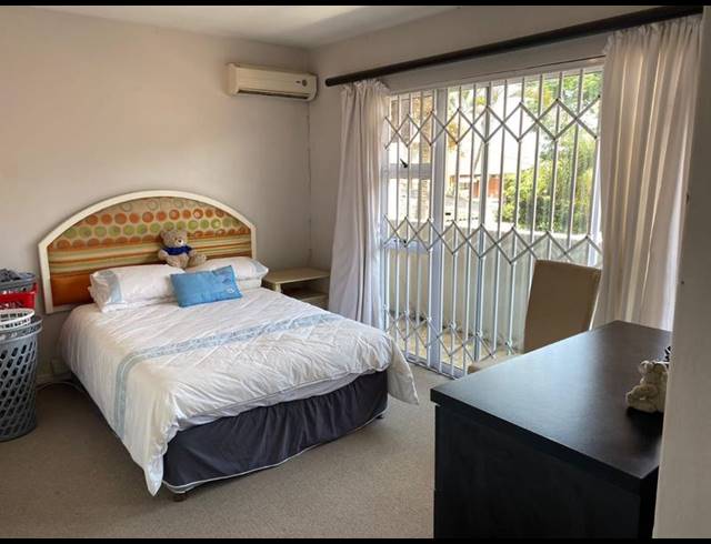 2 BEDROOM DUPLEX FOR SALE IN ESSENWOOD